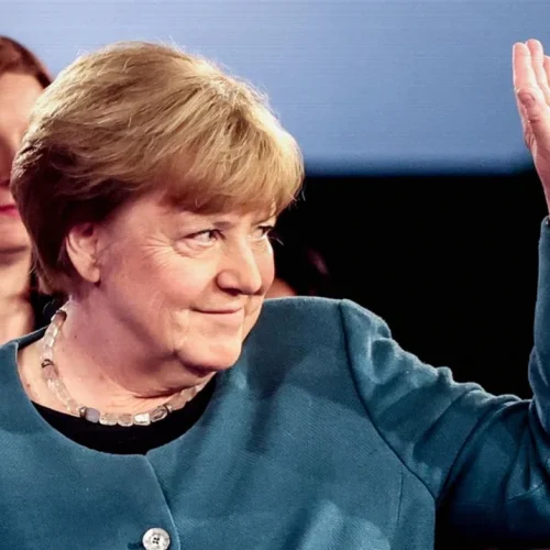 Merkel fordert Umgang mit der AfD: Demokraten müssen sich klar positionieren