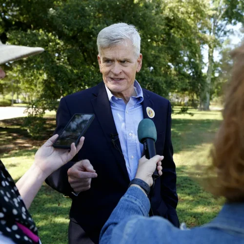 Trump-Kurs siegt: Cassidy verliert, Letlow und Fleming in Stichwahl um GOP