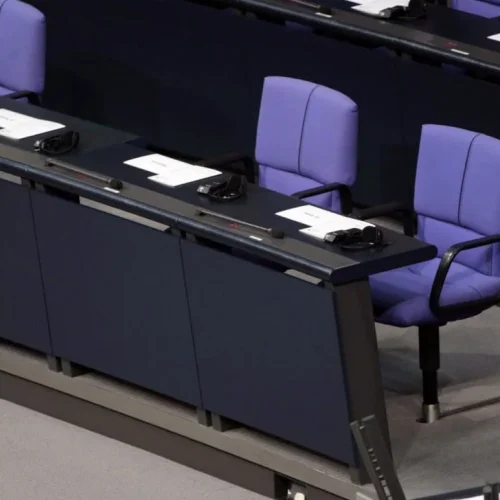 Diätenerhöhung wackelt: Bundestagsdebatte um Abgeordnetenentschädigung im Juli