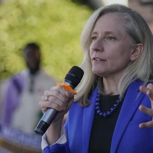 US-Versorgerfusion in Virginia: NextEra übernimmt Dominion – Politik bremst Preise