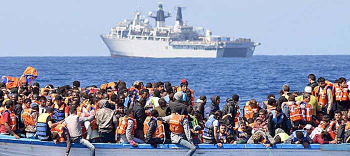 Shuttle-Service: Wie deutsche Soldaten im Mittelmeer „Flüchtlinge“ retten