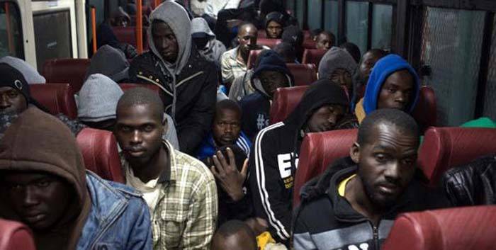 Asylpolitik: Deutschland schiebt kaum Nordafrikaner ab