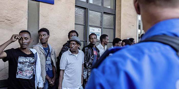 Schweiz: Kaum angekommen, taucht Großteil der „Flüchtlinge“ ab