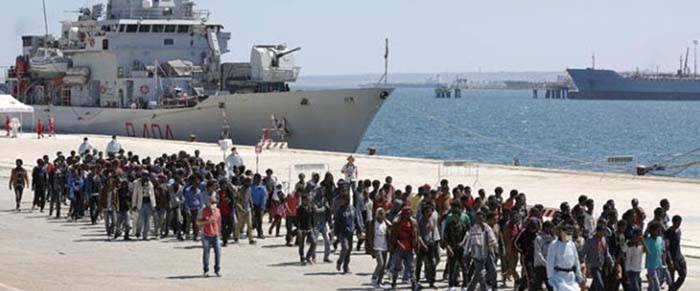 Italienische Küstenwache bringt die nächsten 1.100 „Flüchtlinge“ nach Europa