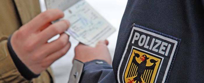 Rosenheim: 140 Migranten, meist ohne oder mit gefälschten Papieren bei Grenzkontrollen aufgegriffen