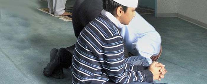 Wuppertaler Gymnasium: Muslimische Schüler fallen durch provozierendes Beten auf