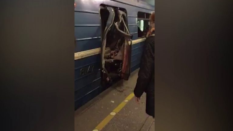 Russland: Explosionen in Metro von St. Petersburg