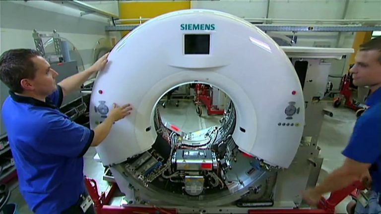 Wir brauchen Fachkräfte: Siemens baut 1700 Stellen in Deutschland ab