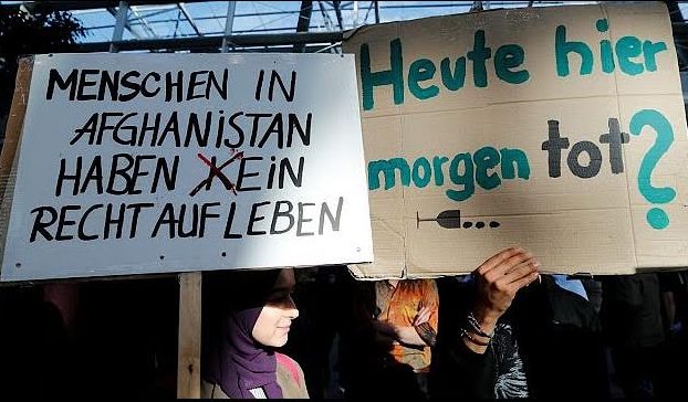 Sensation: Ganze 8 Afghanen aus Deutschland abgeschoben