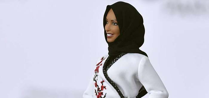 Zurück ins Mittelalter: Barbie-Puppe mit Hidschab