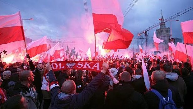 60.000 Patrioten marschieren am polnischen Nationalfeiertag