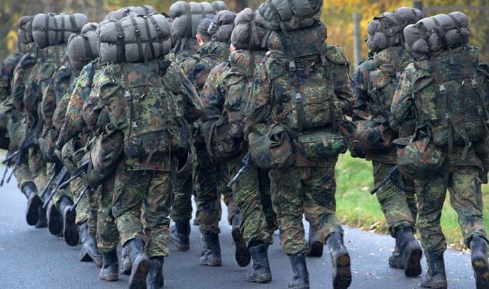 Wehrbericht: Bundeswehr pfeift aus dem letzten Loch
