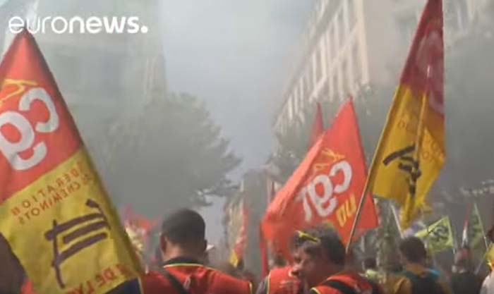 Frankreich: Protest gegen Regierung weitet sich aus