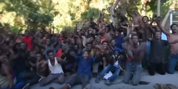 600 Migranten stürmten spanische Exklave Ceuta – Polizeisprecher: „Brutal wie noch nie zuvor“