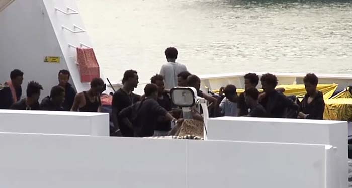 ROM: Polizei nimmt verschwundene Migranten der „Diciotti“ fest