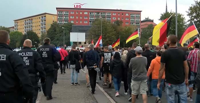Chemnitz: Über 3.500 Menschen haben erneut und friedlich nach Tod von Daniel H. demonstriert