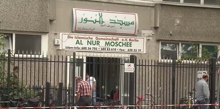 Berlin: Parken vor der radikalen Al-Nur-Moschee
