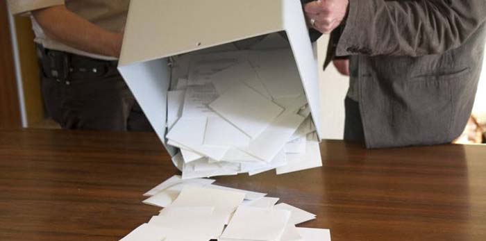 „Wahlpannen“ in Hessen: Tausende Stimmen falsch ausgezählt – Zahlendreher, vergessene Stimmzettel, vertauschte Parteien