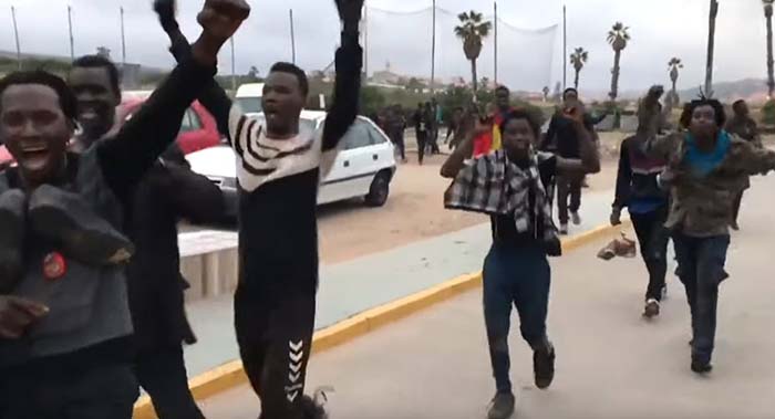 Spanien: Afrikaner stürmen wieder die Grenze bei Melilla