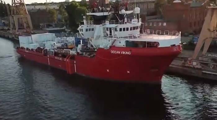 „Ocean Viking“: Neues NGO-Schiff auf dem Weg in Richtung Mittelmeer