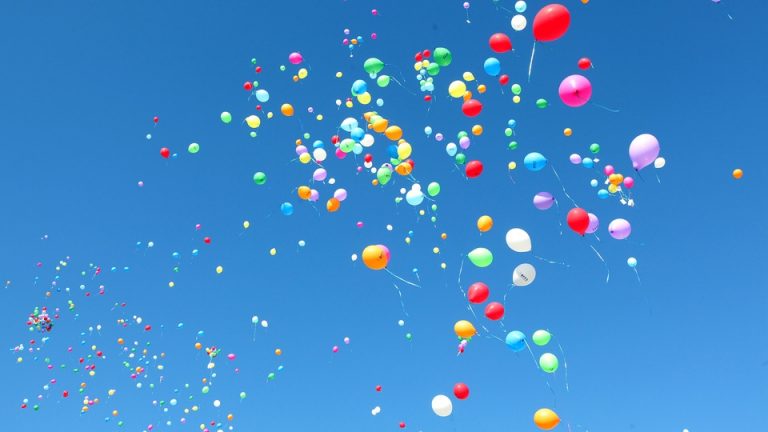 Alles wird gut…Oommh: Luftballon-Aktion nach Gewaltexzess bei Einschulung in Heidelberg