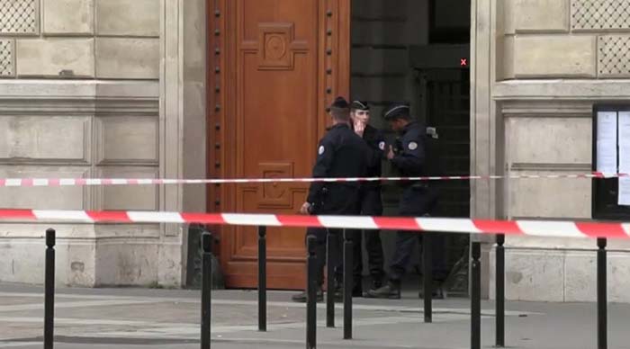 Wer hätte das gedacht? Pariser Polizistenmörder war radikaler Islamist
