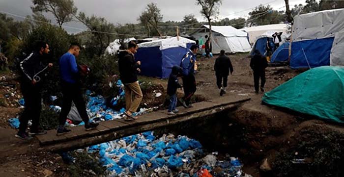 „Minderjährige“ aus Lesbos: Sieben EU-Länder zur Aufnahme bereit – andere Länder lehnen ab
