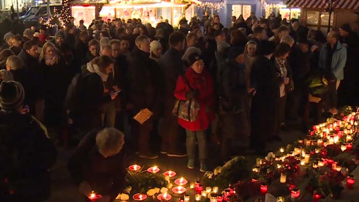 Berlin gedenkt der 12 Opfer vom Breitscheid-Platz