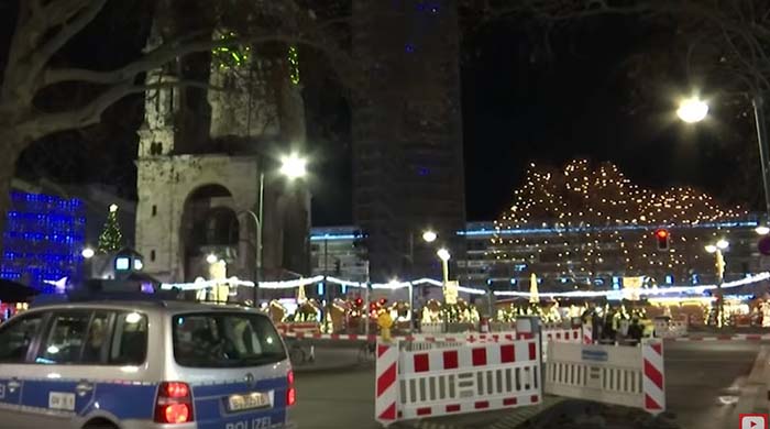 Berlin: Weihnachstmarkt am Breitscheidplatz geräumt – 2 Männer festgenommen
