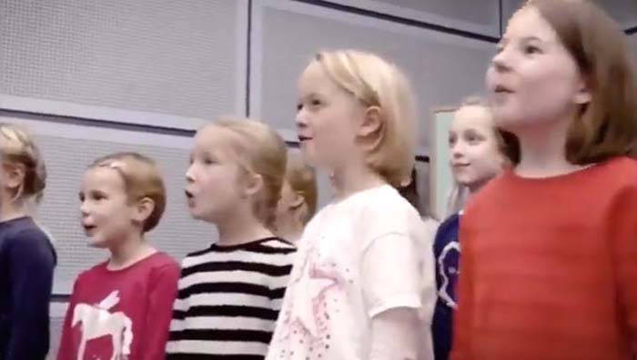 WDR lässt Kinder „Oma ist eine Umweltsau“ singen