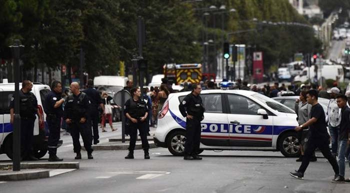 „Allahu Akbar“ – Villejuif bei Paris: Messer-Mann attackiert mehrere Menschen – 1 Toter, mehrere Verletzte