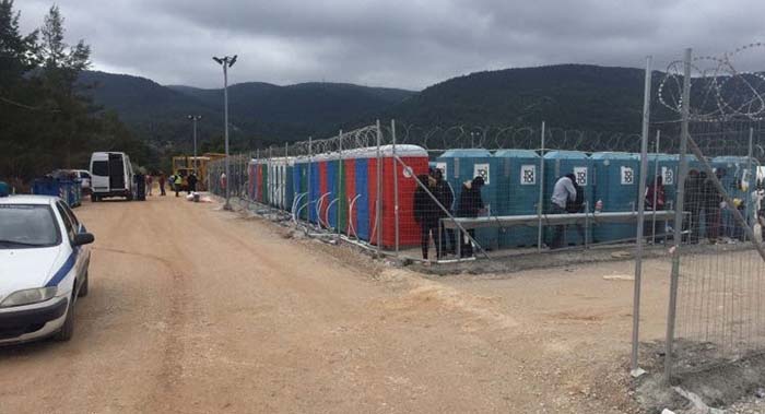 Griechenland: Nächstes Migrantenlager unter Quarantäne – Afghane mit Coronavirus infiziert