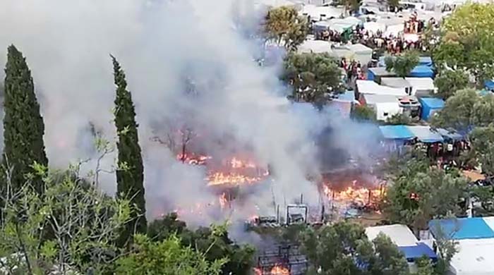 Griechenland: Es brennt mal wieder im Migrantenlager auf der Insel Samos