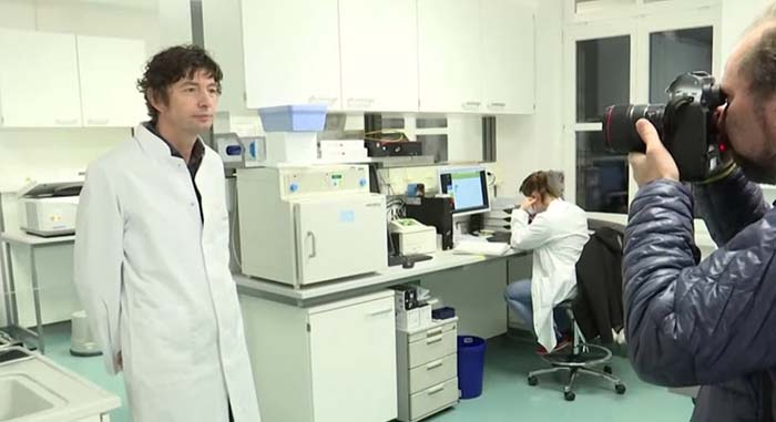 Nur Virologe Drosten hat recht und kritisiert „scheinbare Fachleute“ scharf