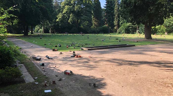 Krefeld: 56 Gräber auf Hauptfriedhof geschändet