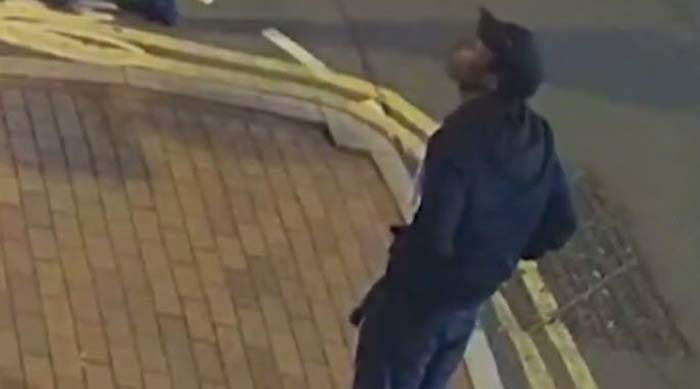 Messerattacke von Birmingham: Polizei nimmt dunkelhäutigen Verdächtigen fest