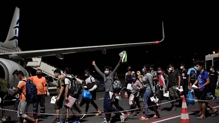 Würde Kettenreaktion auslösen: Niederlande und Österreich lehnen Aufnahme von Migranten aus Moria ab!