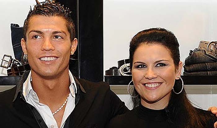 Nach positivem Corona-Test – Cristiano Ronaldos Schwester wittert Verschwörung: „Macht die Augen auf“