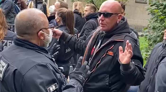 Berlin: Wieder Polizei-Schikane bei Demo