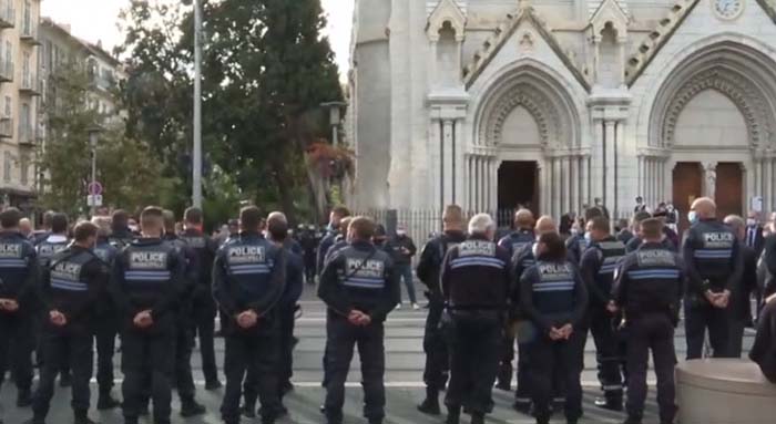 Frankreich nach der Attacke in Notre Dame in Nizza