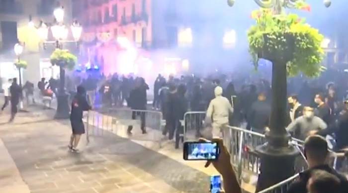 Lockdown-Proteste in Spanien: In Barcelona läuft gerade ein Fass über