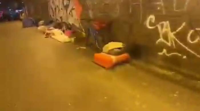 Obdachlose im rot-rot-grünen Saustall Berlin