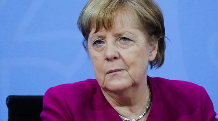 Merkel zur Flüchtlingskrise 2015: Art. 1 GG gilt ja nicht nur für Deutsche