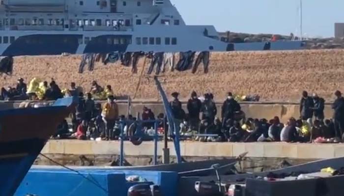 Lampedusa: Es kommen immer mehr Migranten