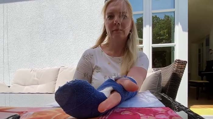 Hamburg: Schüler (13) greift Lehrerin an und bricht ihr den Finger