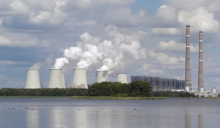 Atomausstieg: Wirtschaft geht auf Habeck los