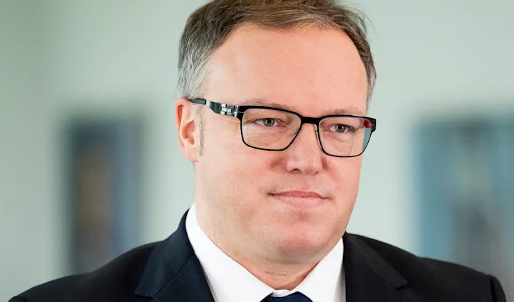 Thüringens CDU-Chef Voigt fordert „verwirkbare Social-Media-Lizenzen“ für Bürger