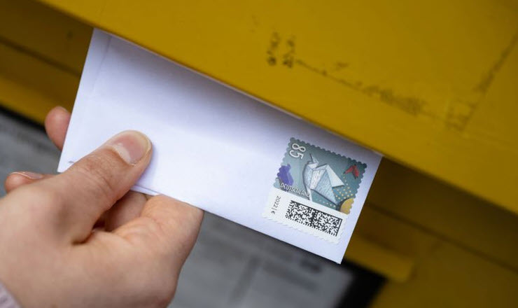 Post wird zur Schneckenpost – und verkauft das als Verbesserung
